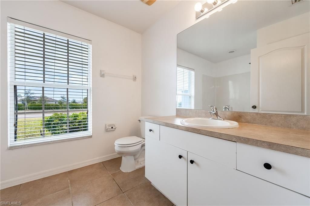 517 Nelson Rd N, Cape Coral, FL 33993 Photo