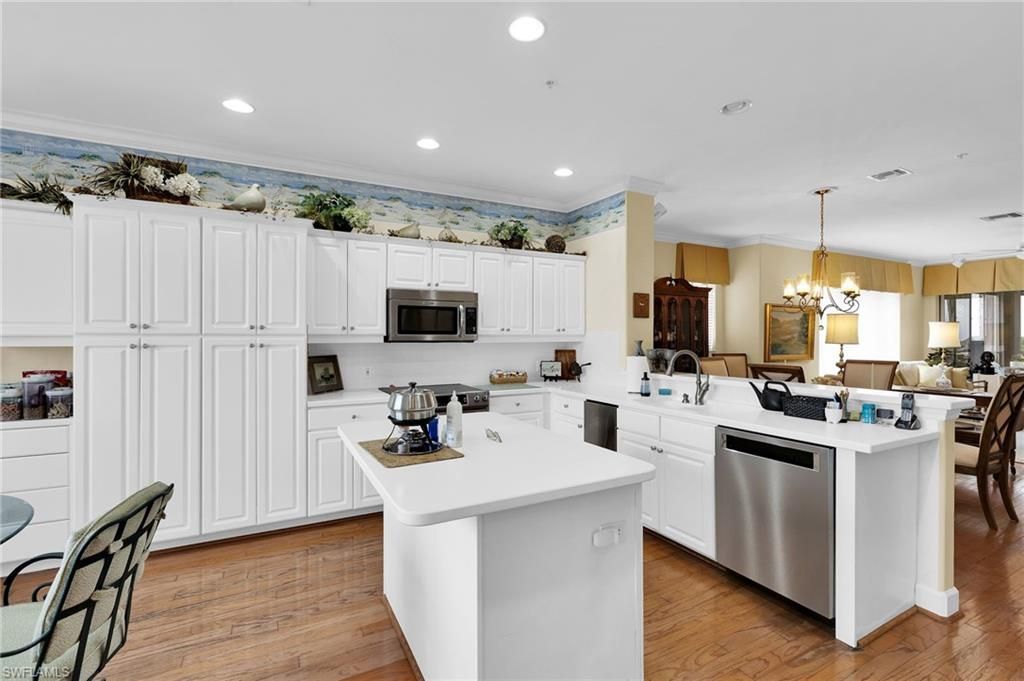 9121 Southmont Cv, Unit 201, Fort Myers, FL 33908 Photo