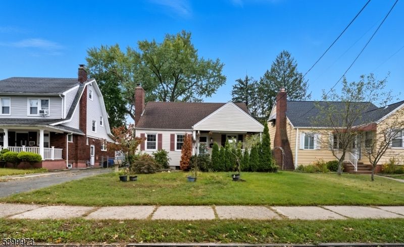 153 Arlington Ave, Paterson, NJ 07502 Main Photo