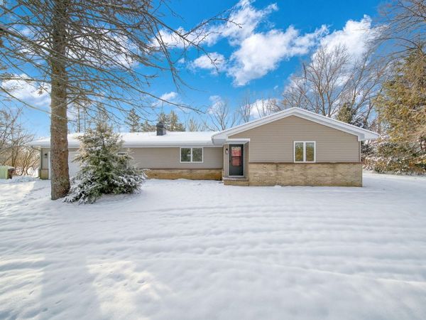 10301 County Farm Road, Parma, MI 49269