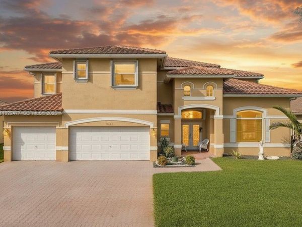 16365 NW 15th St, Pembroke Pines, FL 33028