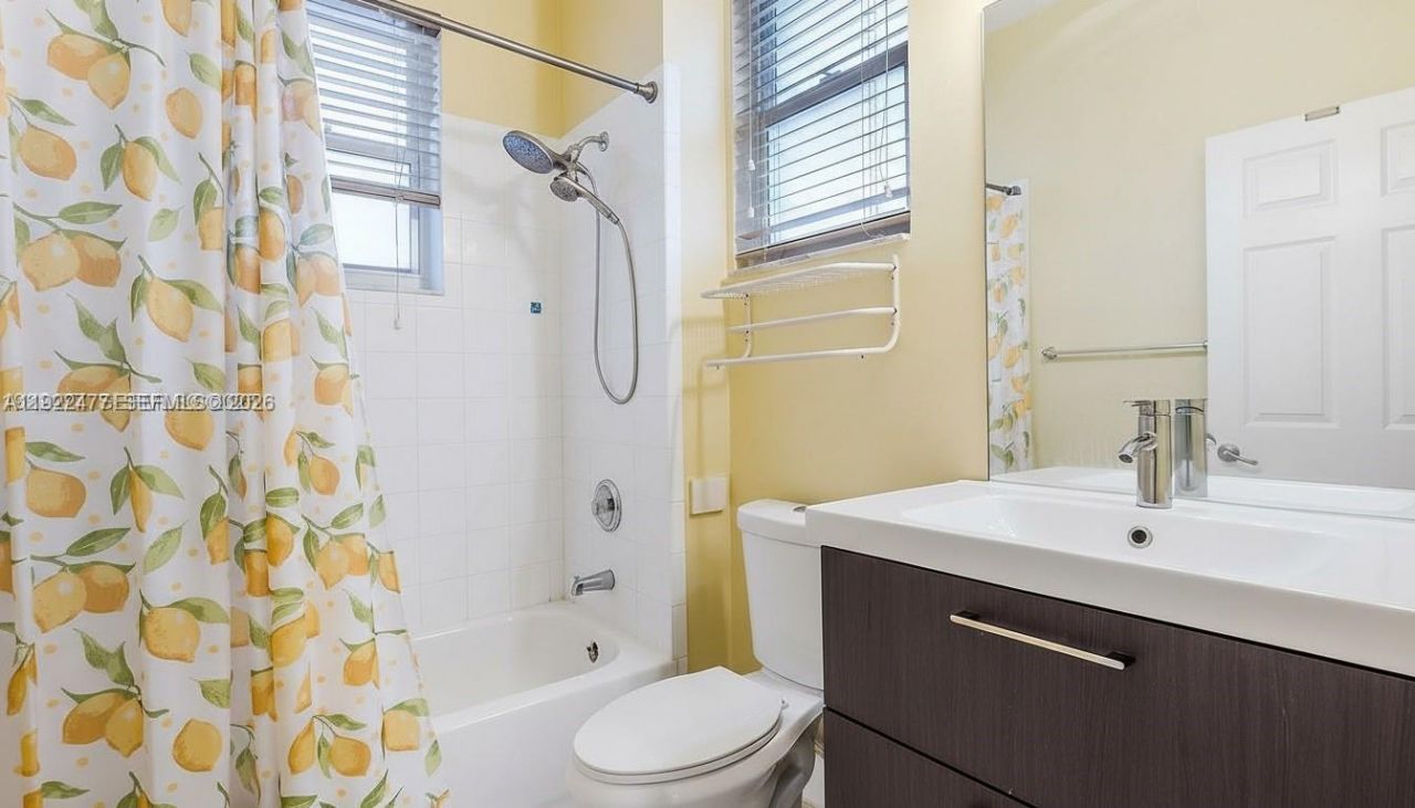 16365 NW 15th St, Pembroke Pines, FL 33028 Photo