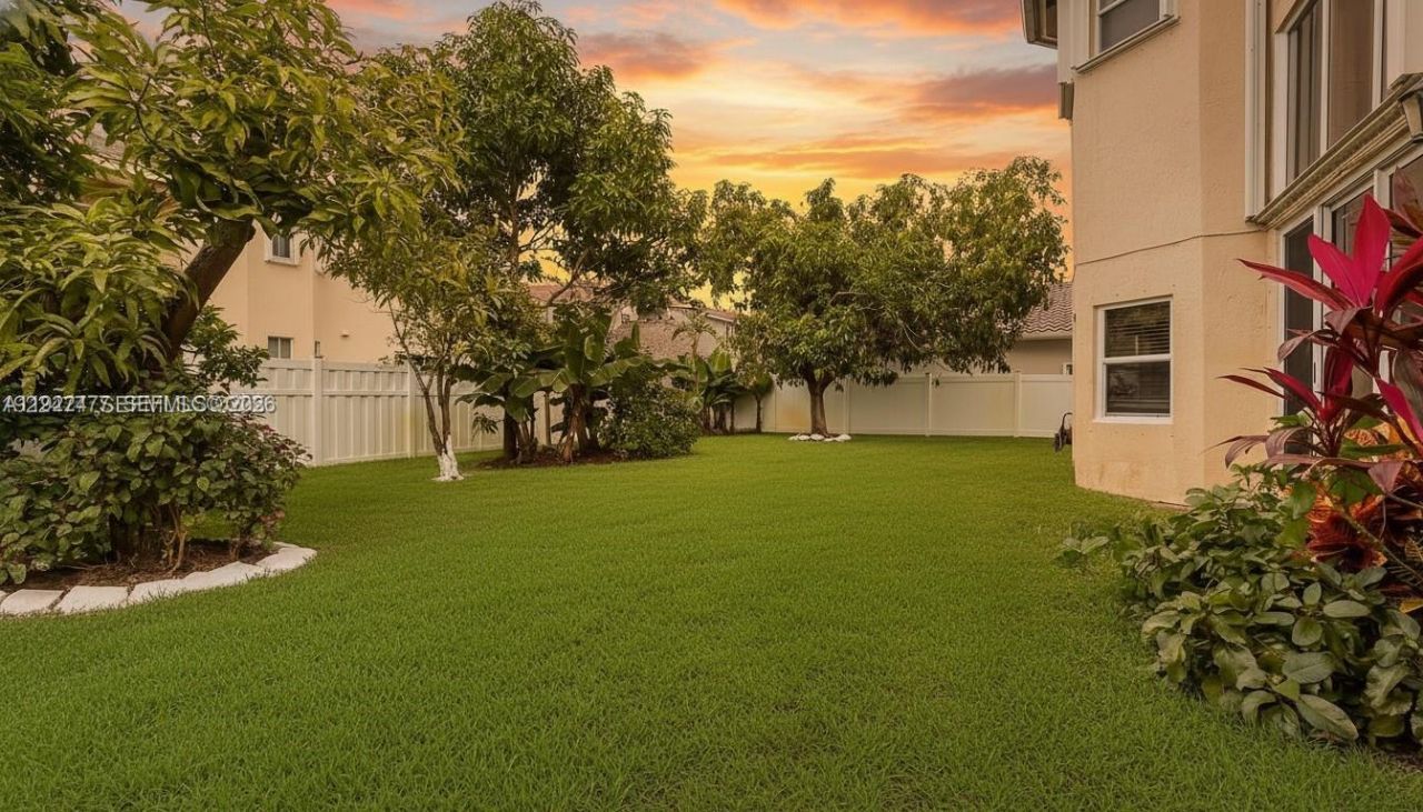 16365 NW 15th St, Pembroke Pines, FL 33028 Photo