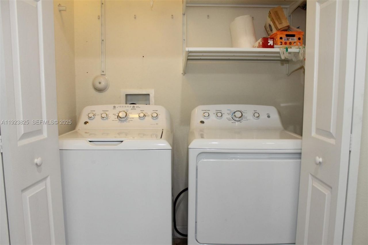 17441 SW 153rd Ct, Unit 17441, Miami, FL 33187 Photo