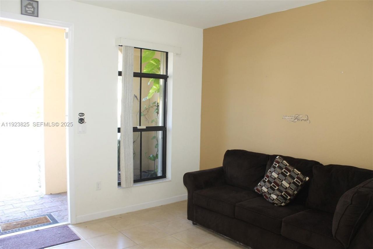 17441 SW 153rd Ct, Unit 17441, Miami, FL 33187 Photo