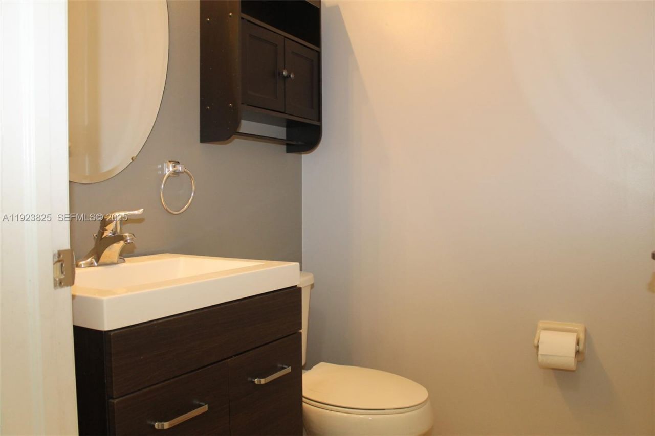 17441 SW 153rd Ct, Unit 17441, Miami, FL 33187 Photo