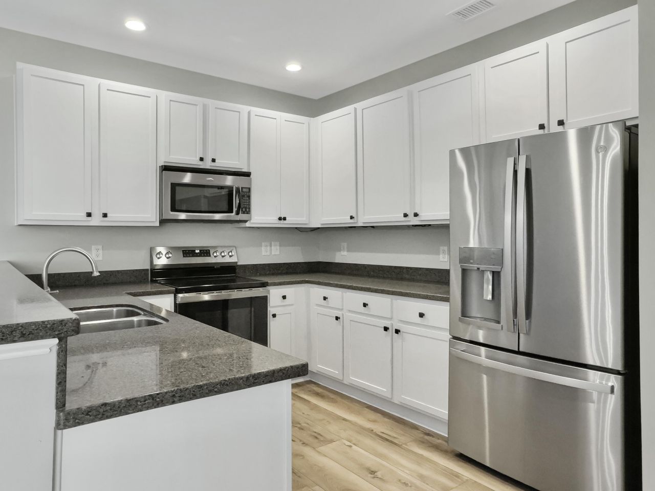 1442 Hamlin Park Circle Photo 14