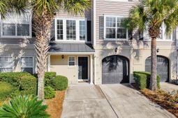 1442 Hamlin Park Circle photo 4