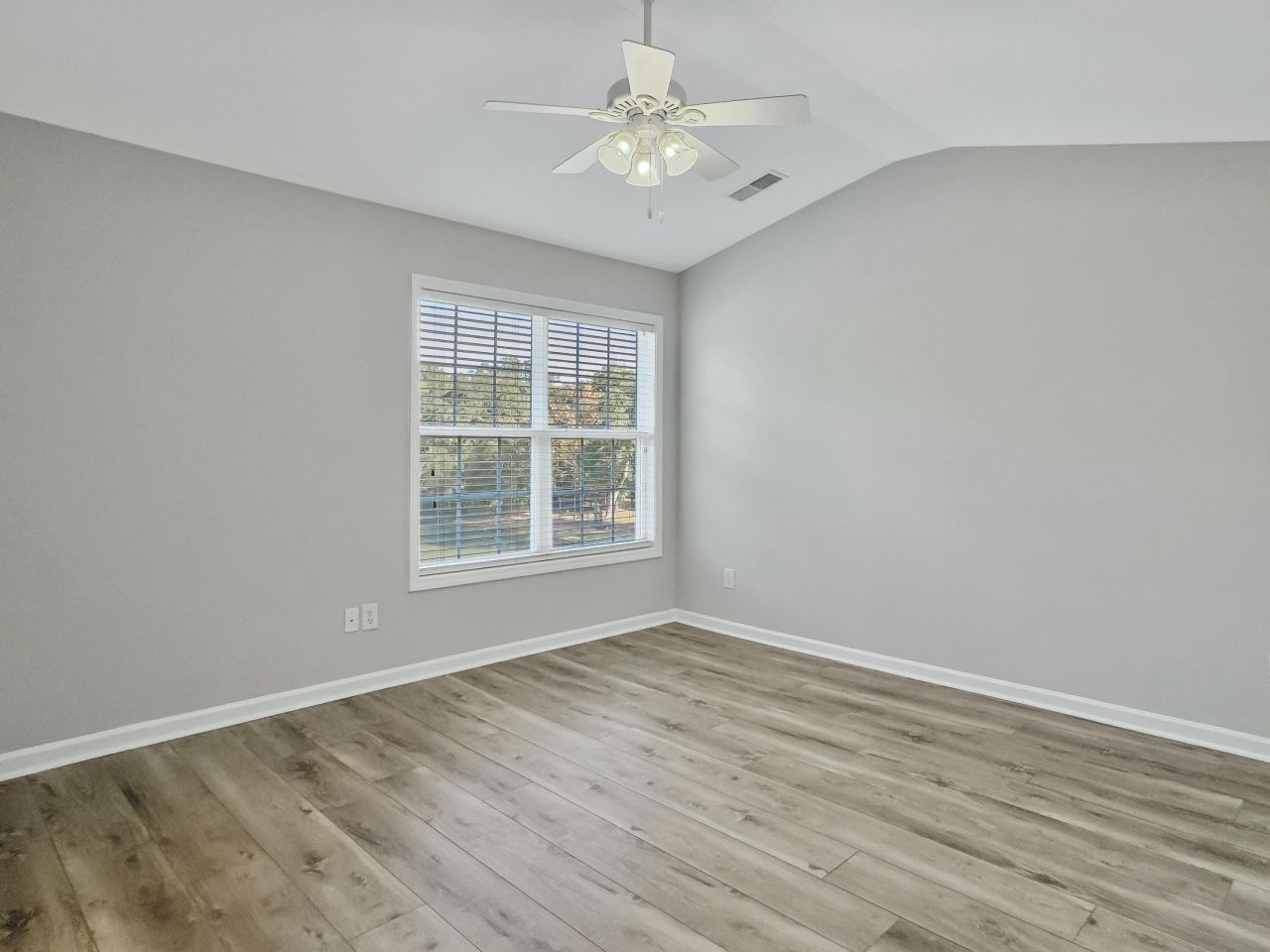 1442 Hamlin Park Circle Photo 34