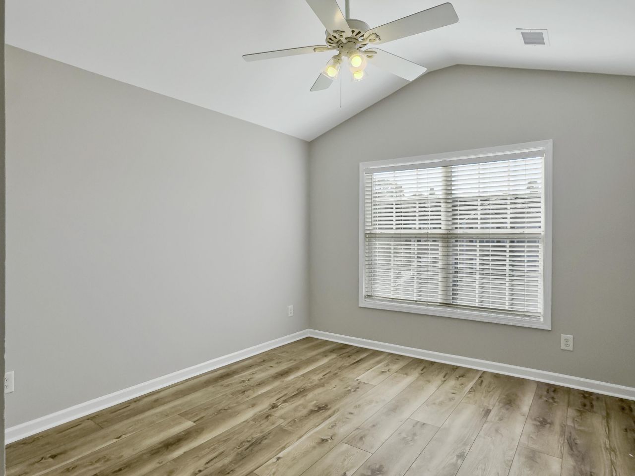 1442 Hamlin Park Circle Photo 38