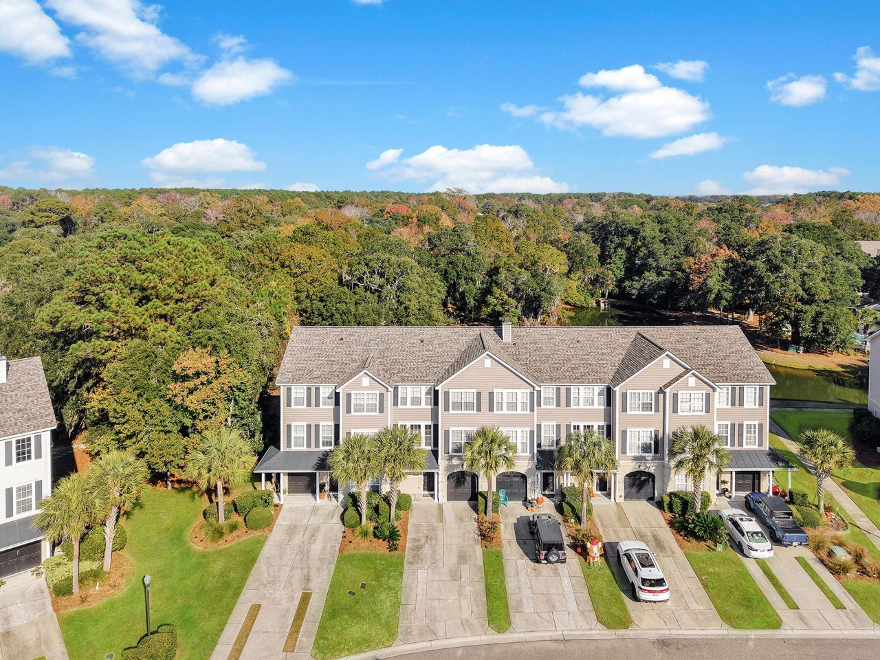 1442 Hamlin Park Circle Photo 4