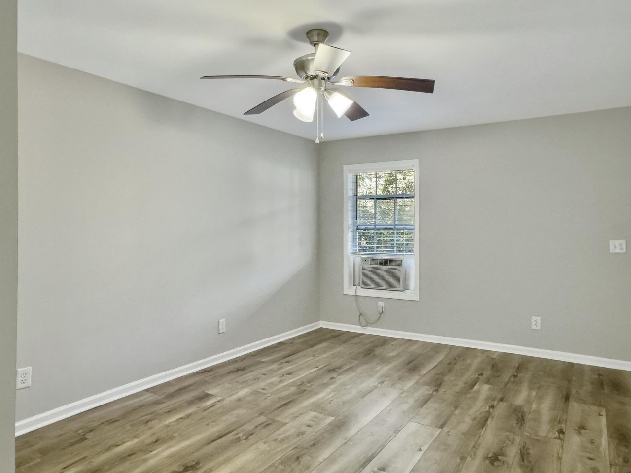 1442 Hamlin Park Circle Photo 43