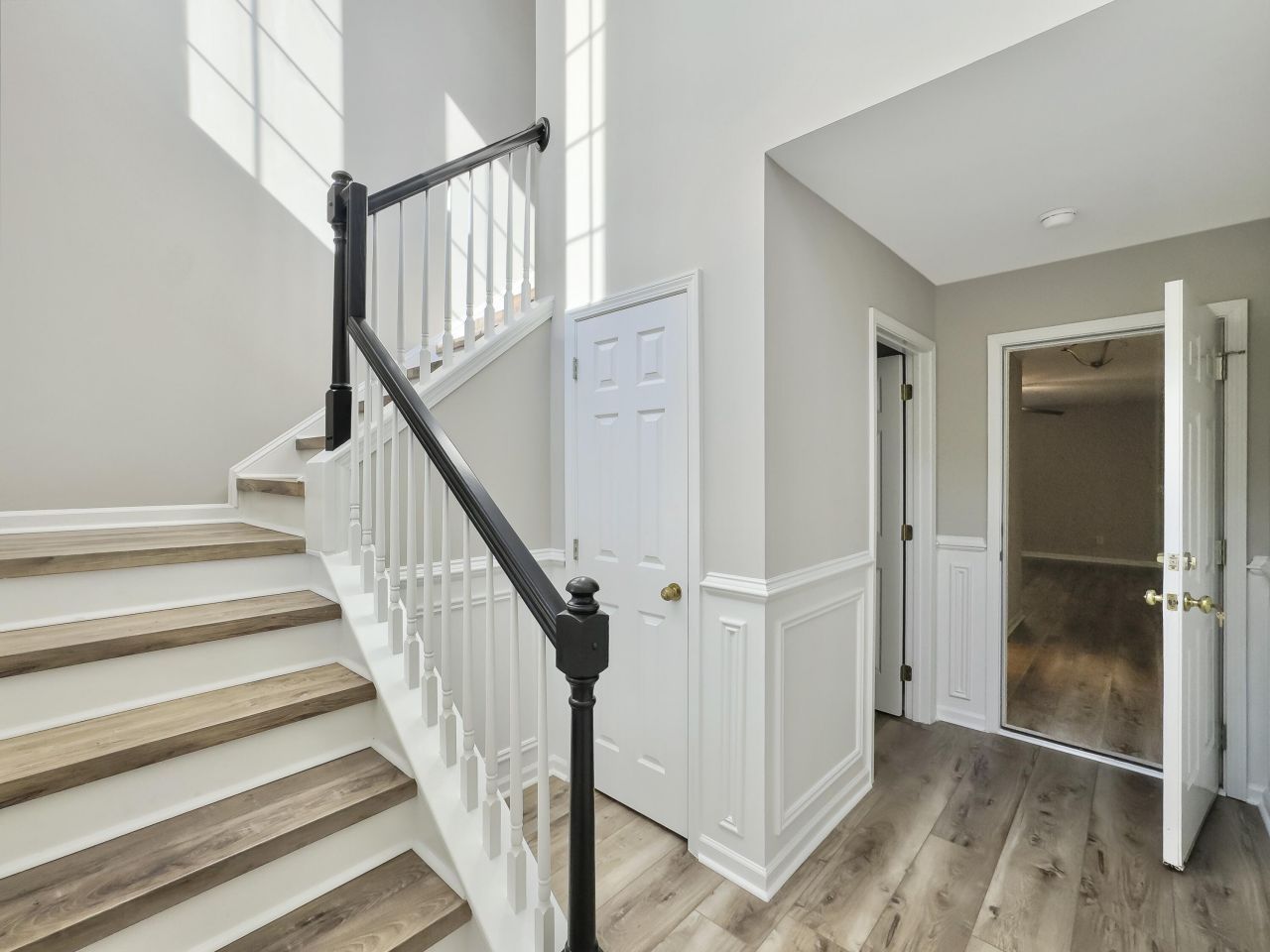 1442 Hamlin Park Circle Photo 9