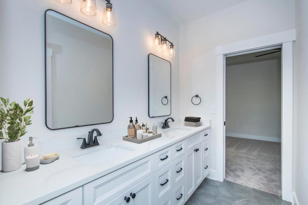 530 Misty Banks Drive Photo 18