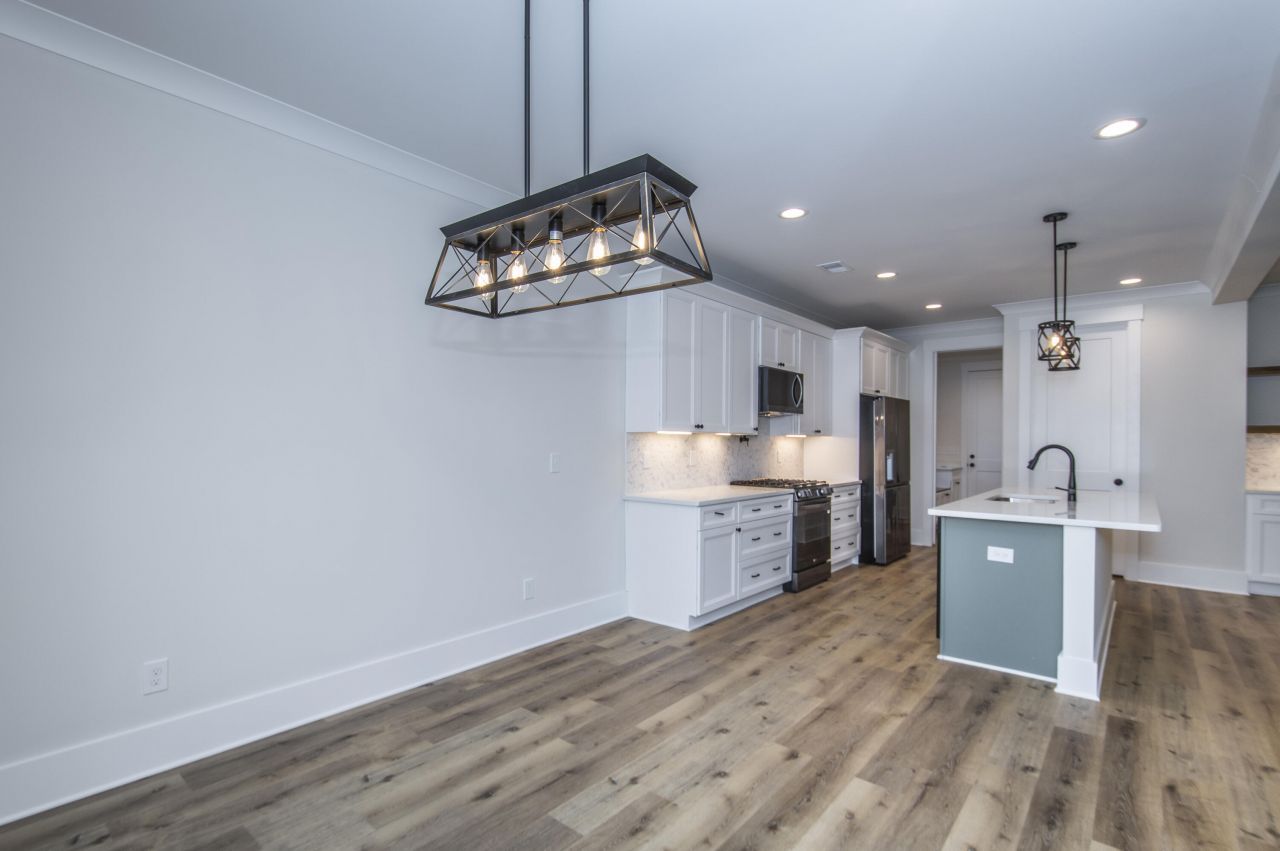 530 Misty Banks Drive Photo 27