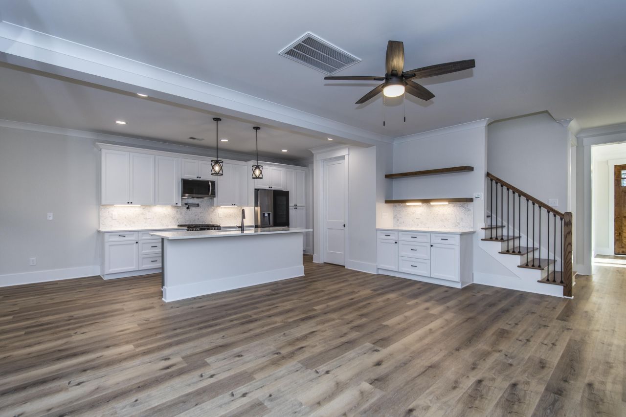 530 Misty Banks Drive Photo 32