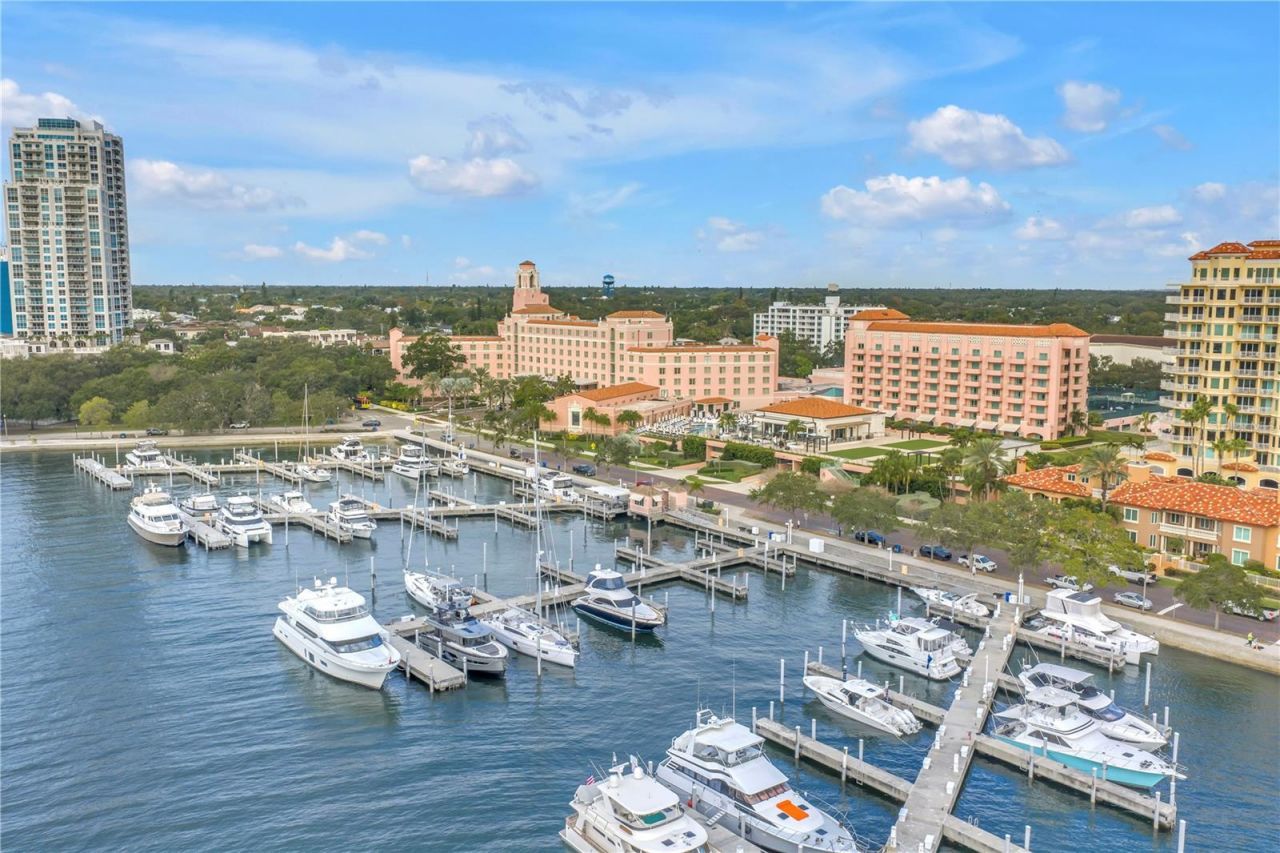 2848 Emerson Avenue S, Saint Petersburg, FL 33712 Photo