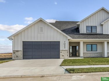 7033 N 276 Court, Valley, NE 68064