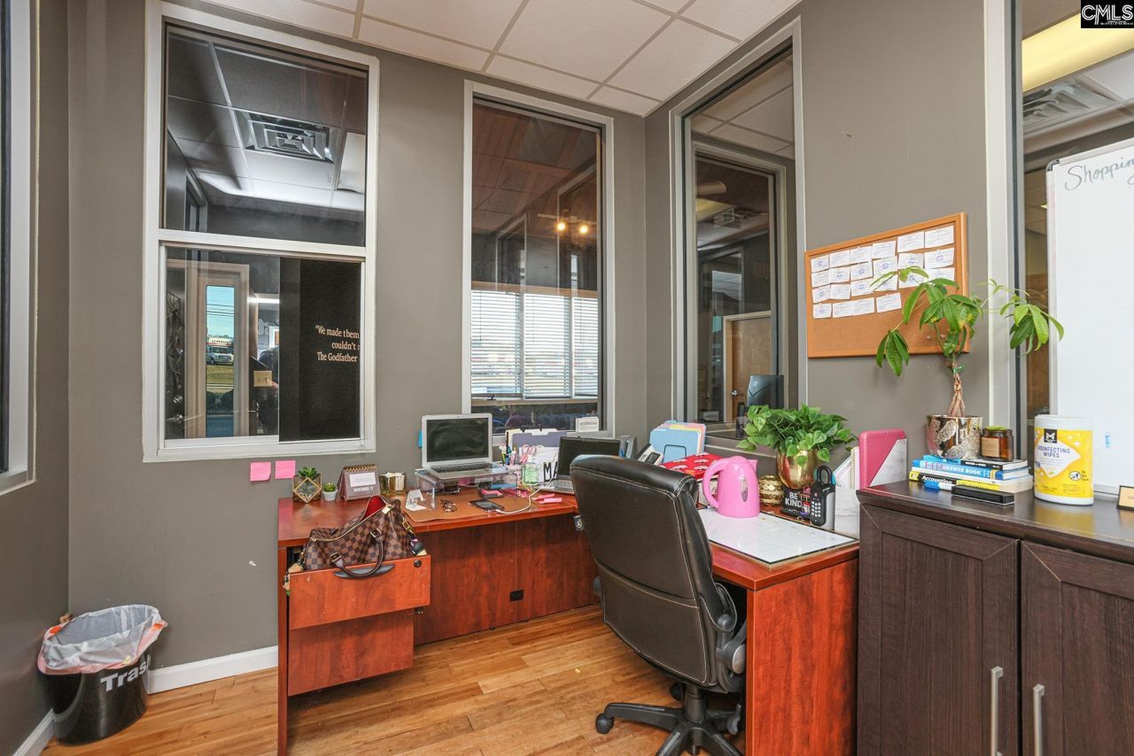 8311 Two Notch Road  Photo 11