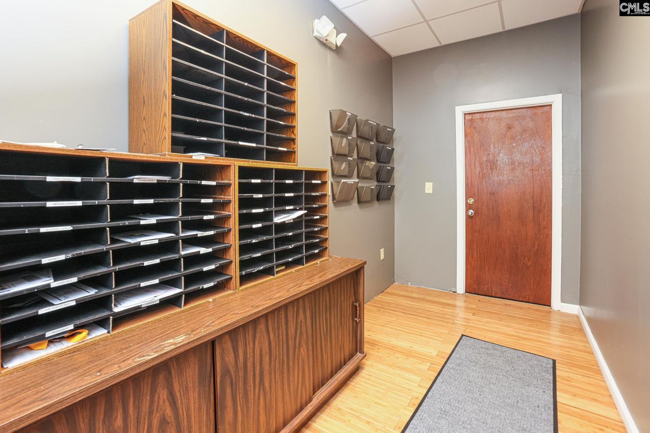 8311 Two Notch Road  Photo 13