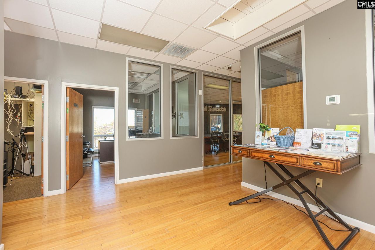 8311 Two Notch Road  Photo 22