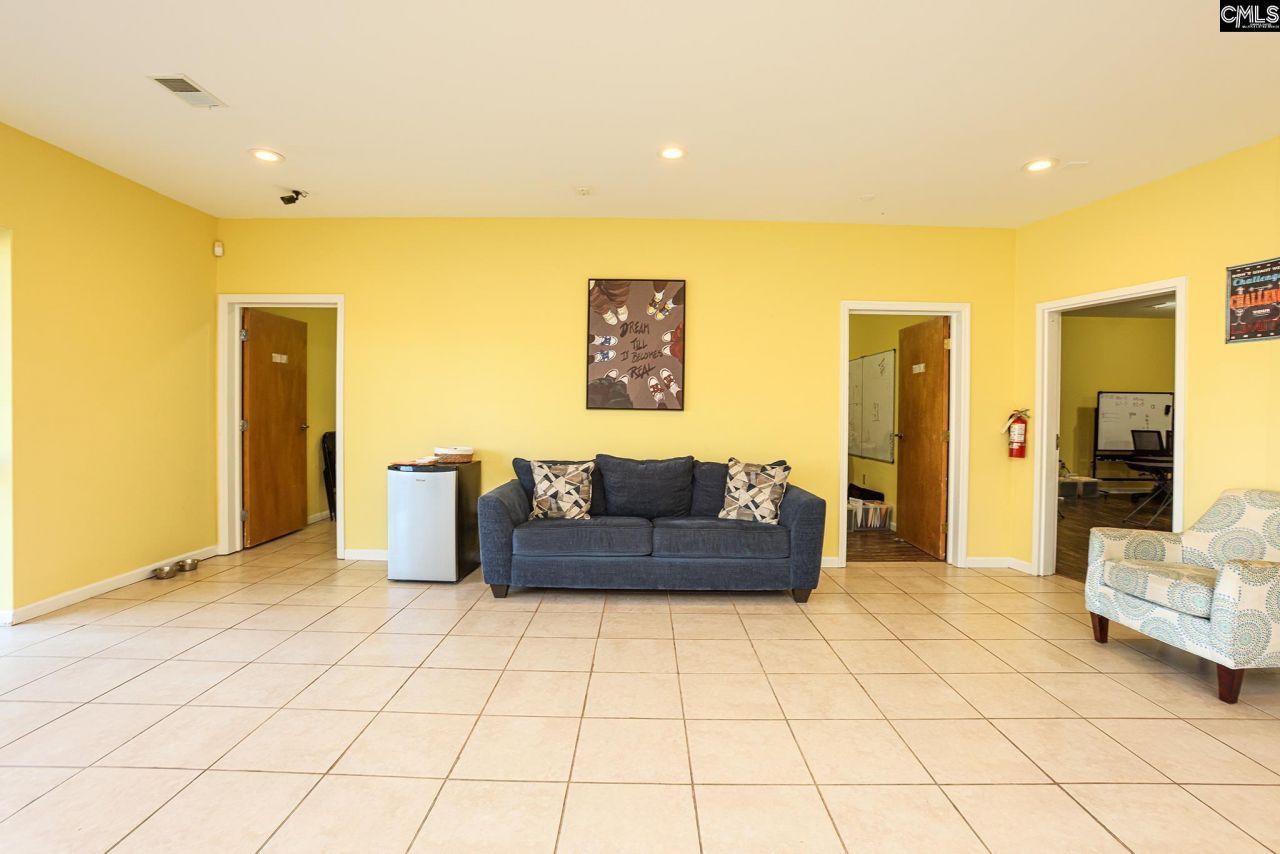 8311 Two Notch Road  Photo 40