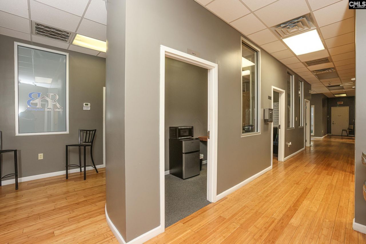 8311 Two Notch Road  Photo 53