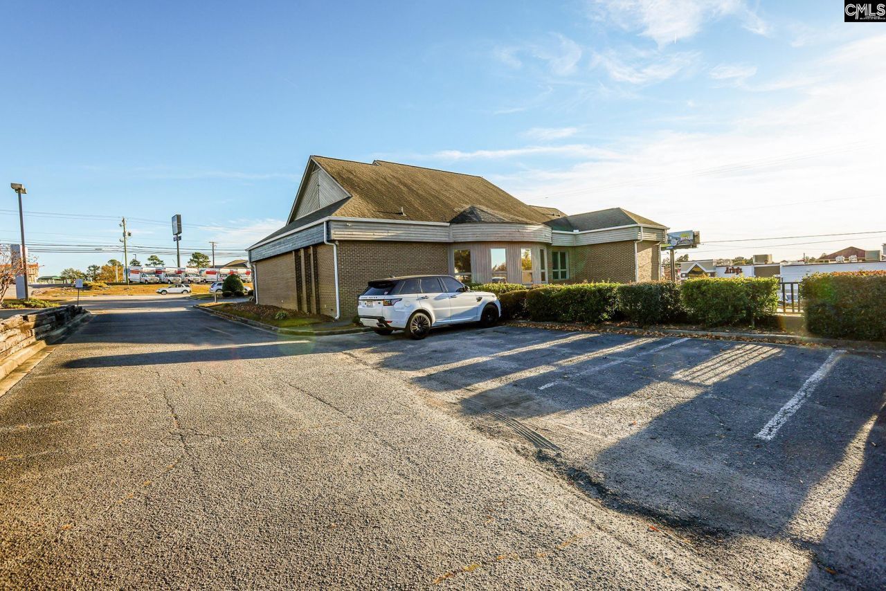 8311 Two Notch Road  Photo 67