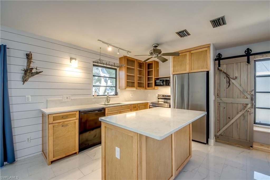 16221 Buccaneer St, Bokeelia, FL 33922 Photo