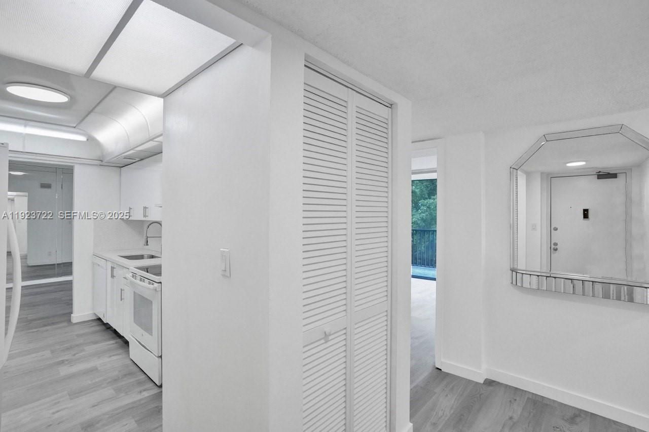 3821 Environ Blvd, Unit 403, Lauderhill, FL 33319 Photo