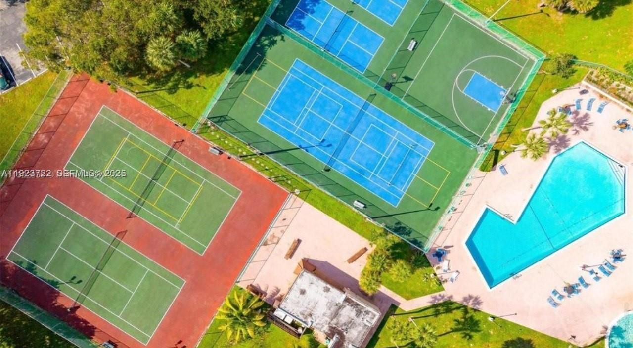 3821 Environ Blvd, Unit 403, Lauderhill, FL 33319 Photo