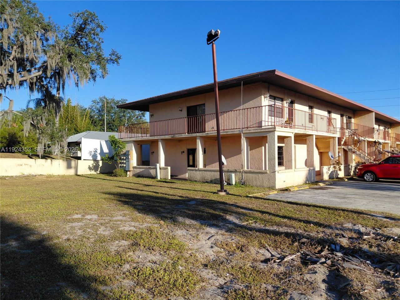 1025 Lakeveiw Drive, Sebring, FL 33870 Photo