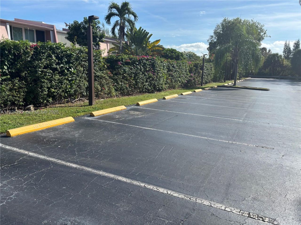 14250 SW 62nd St, Unit 520, Miami, FL 33183 Photo