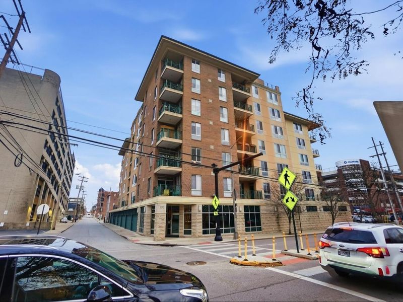 196 S Grant Avenue S, Unit 202, Columbus, OH 43215 Photo 2