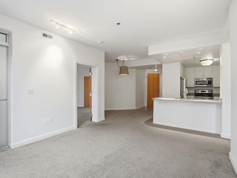 196 S Grant Avenue S, Unit 202, Columbus, OH 43215 Photo 6