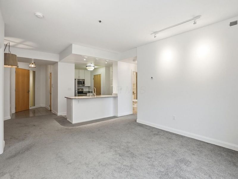 196 S Grant Avenue S, Unit 202, Columbus, OH 43215 Photo 8