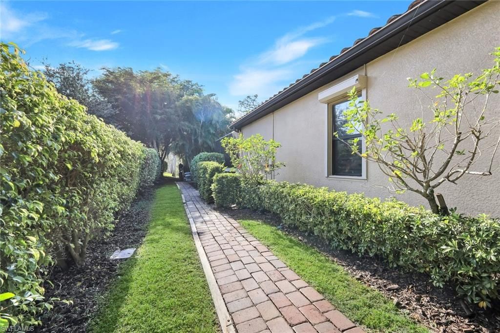 11050 Longwing Dr, Fort Myers, FL 33912 Photo