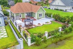 1414 Bohicket Ct. photo 4