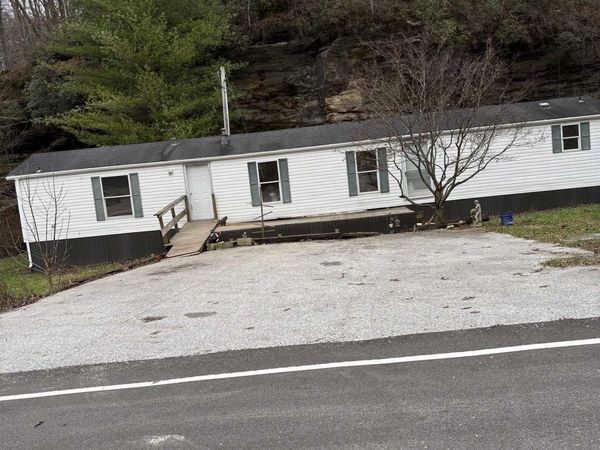 358 N SYCAMORE Road, Taswell, IN 47175