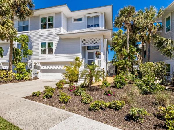 815 S HARBOR DRIVE, BOCA GRANDE, FL 33921