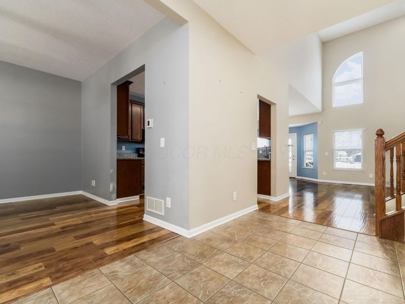 173 Mannaseh Drive E, Granville, OH 43023 Photo 5