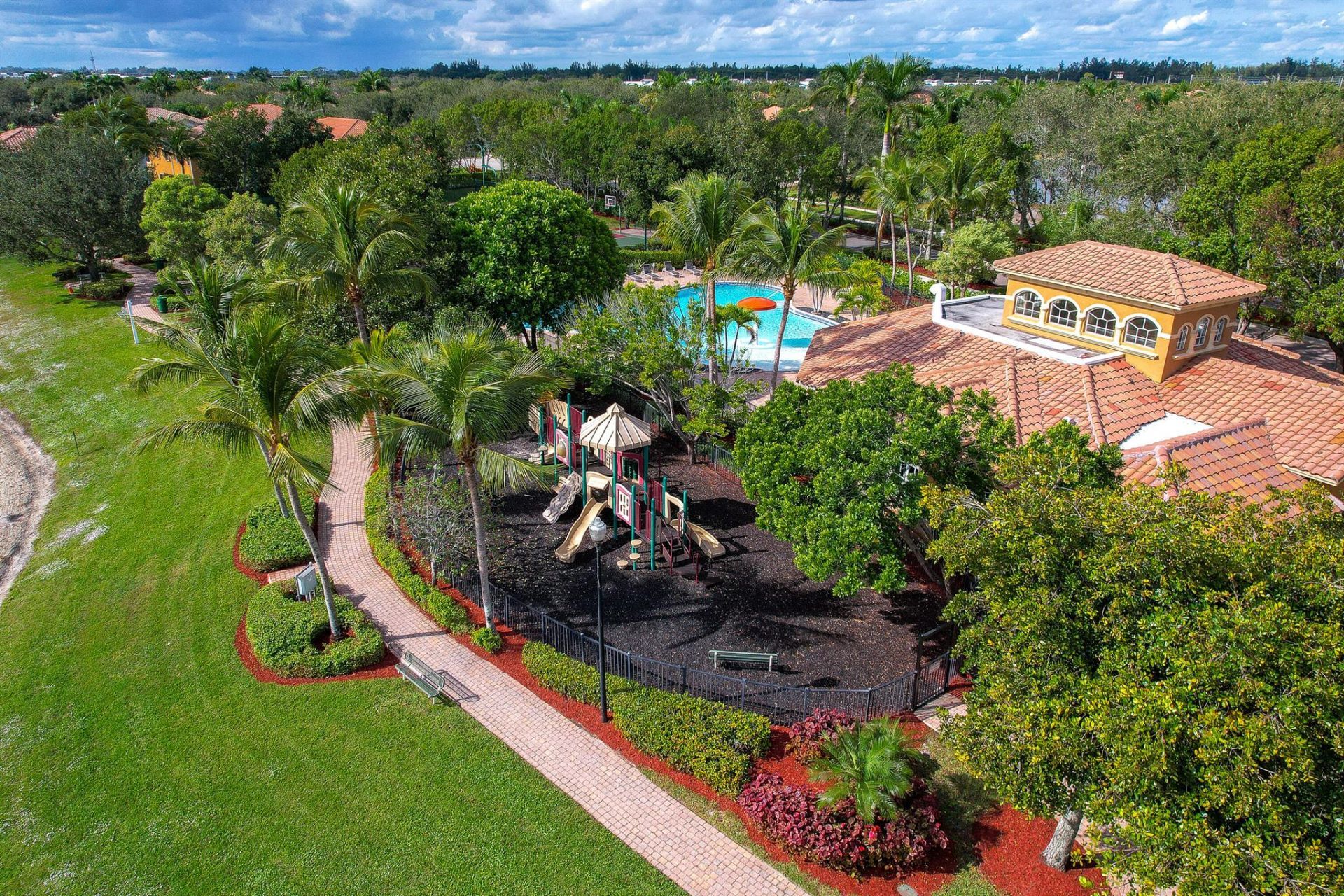 254 Gazetta Way, West Palm Beach, FL 33413 Photo