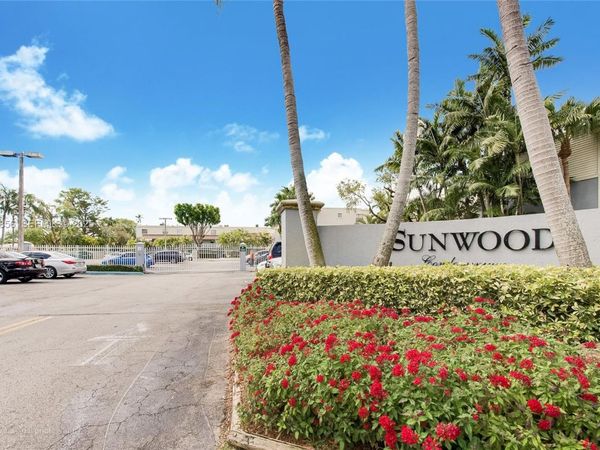 4600 SW 67th Ave, Unit 125, Miami, FL 33155