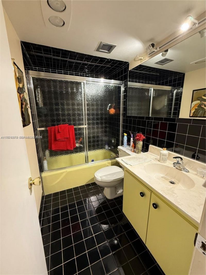 4800 Hillcrest Ln, Unit 511, Hollywood, FL 33021 Photo