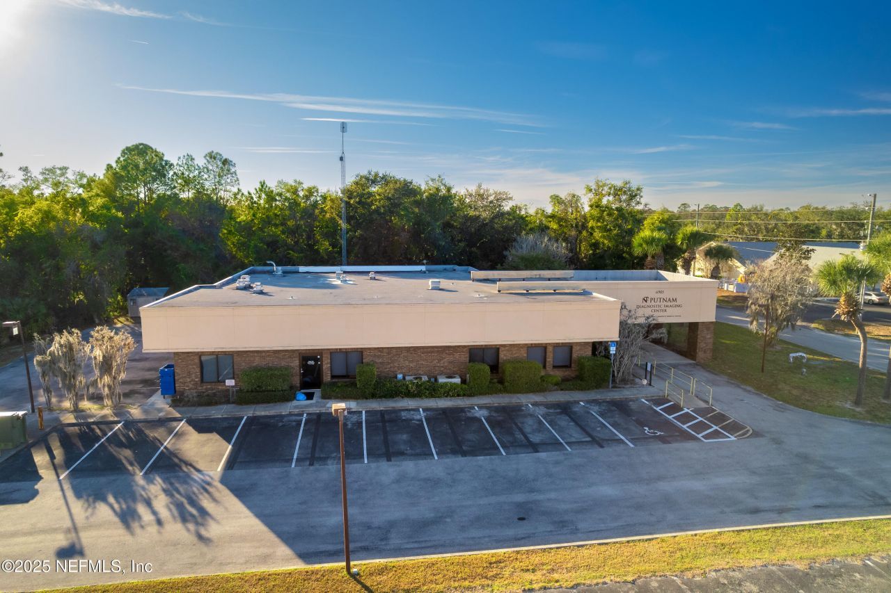 6905 Old Wolf Bay Road, Palatka, FL 32177 Photo