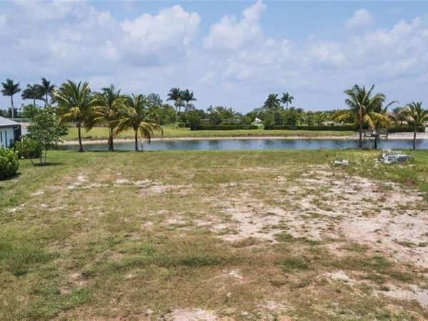 14274 Charthouse CIR, NAPLES, FL 34114