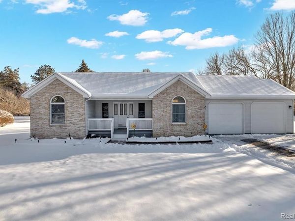 9128 N Linden Road, Clio, MI 48420