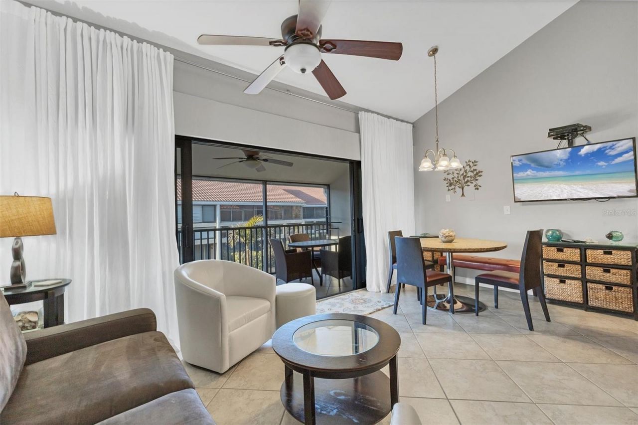 4621 Gulf Of Mexico Drive, Unit 10D, Longboat Key, FL 34228 Photo