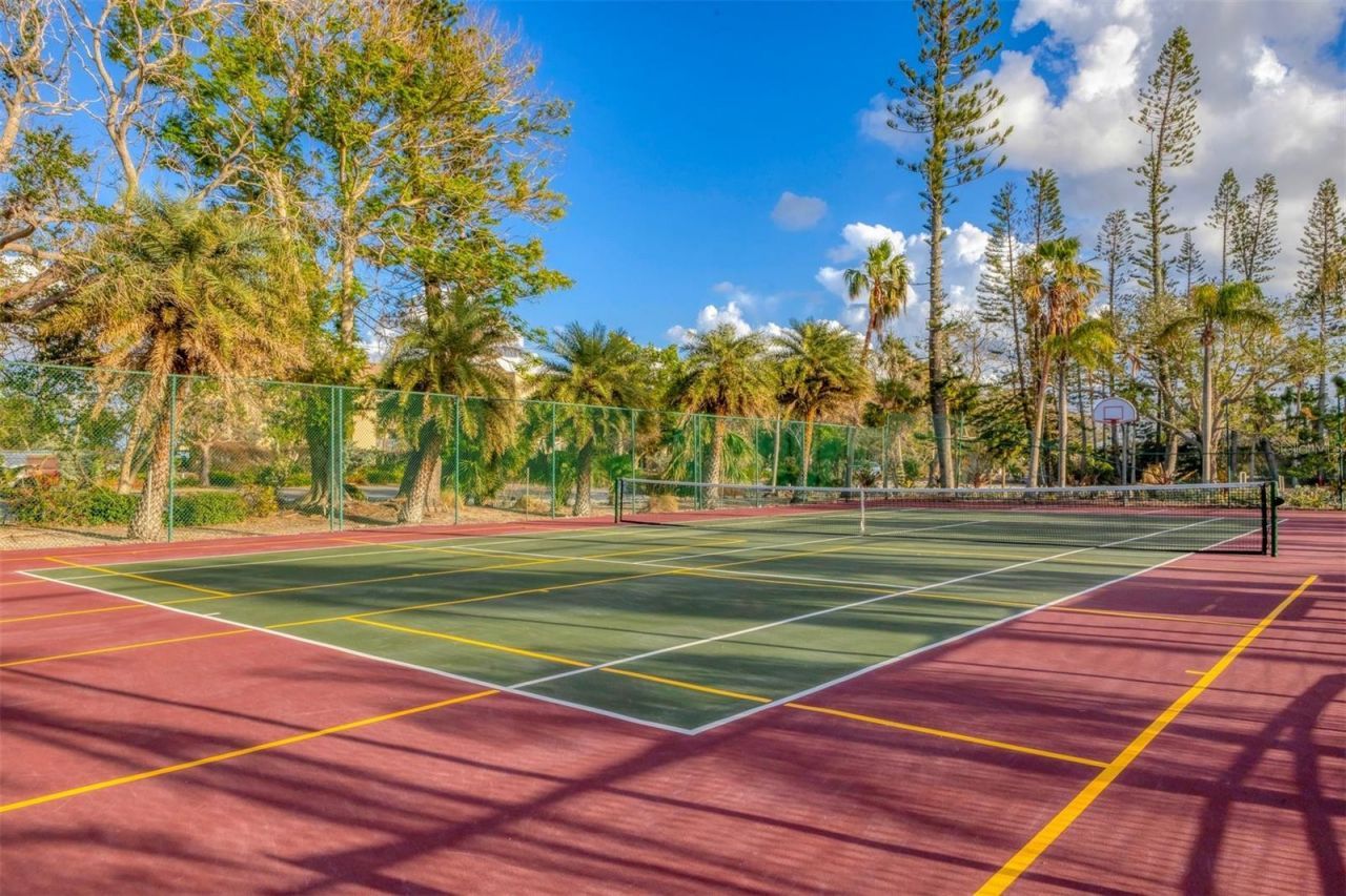 4621 Gulf Of Mexico Drive, Unit 10D, Longboat Key, FL 34228 Photo