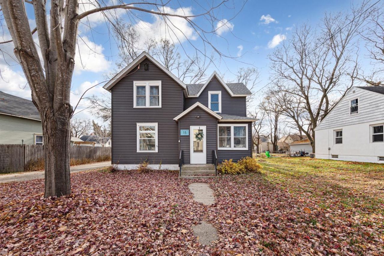 15 14th Street Ne, Faribault, MN 55021 Main Photo